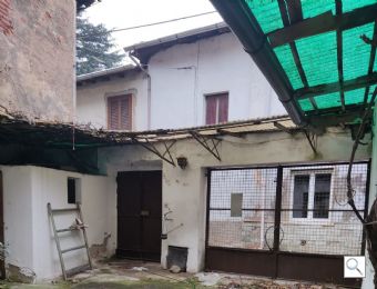 CORTE DA RISTRUTTURARE a CASSANO MAGNAGO - Foto 5